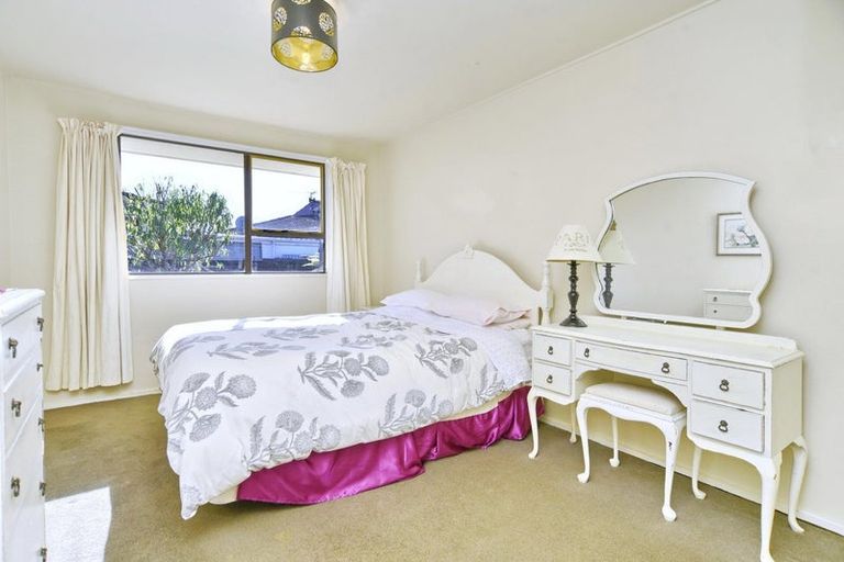 Photo of property in 1/17 Castile Place, Belfast, Christchurch, 8051
