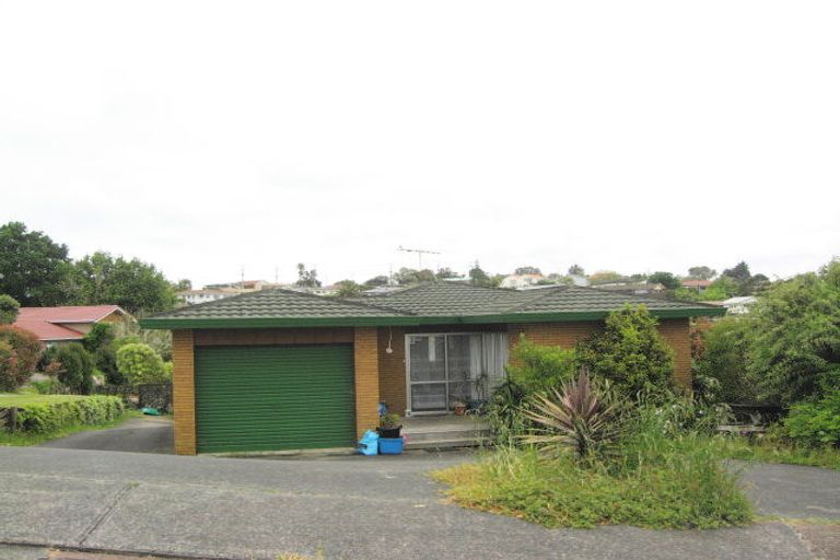 Photo of property in 12b Tower Hill, Stanmore Bay, Whangaparaoa, 0930