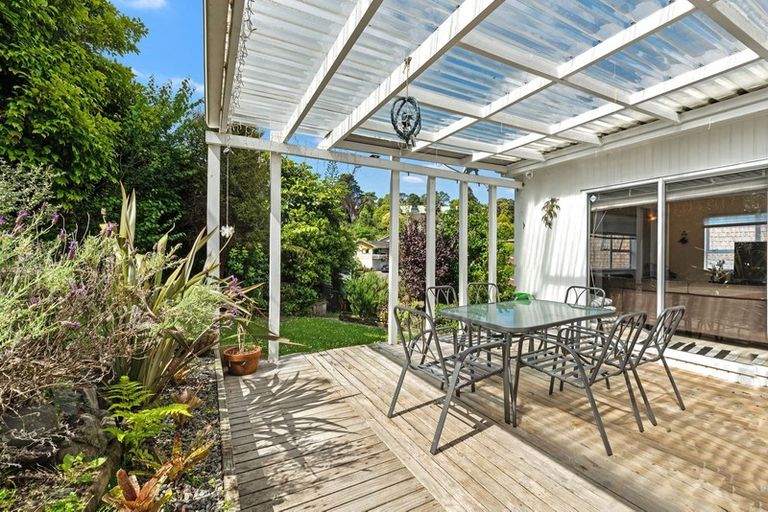 Photo of property in 94 Stapleford Crescent, Browns Bay, Auckland, 0630