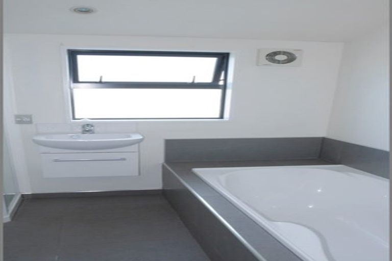 Photo of property in 56 Fairfield Avenue, Addington, Christchurch, 8024