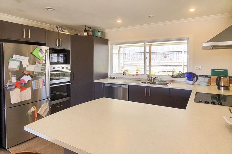 Photo of property in 10 Waterview Place, Haruru, 0204