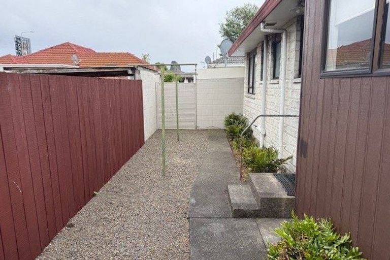 Photo of property in 1/4 Halliwell Avenue, Papanui, Christchurch, 8052