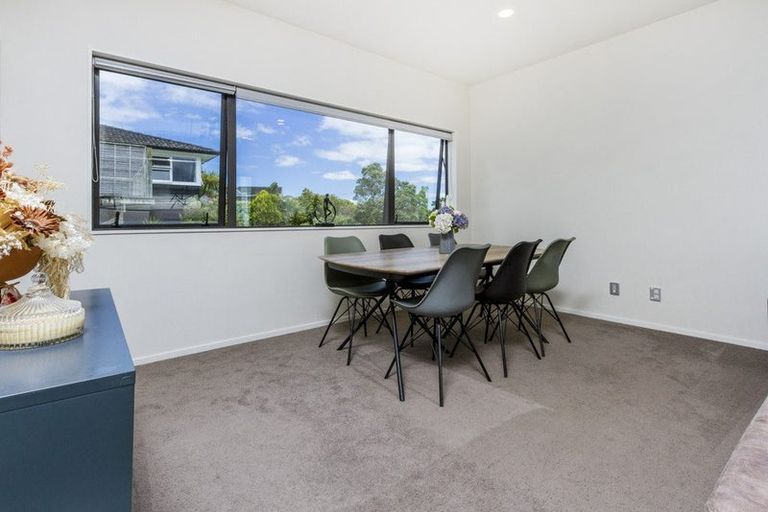 Photo of property in 35b Seon Place, Birkdale, Auckland, 0626