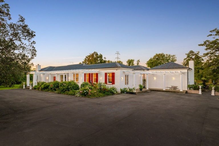Photo of property in 75 Sutton Road, Brookby, Manurewa, 2576