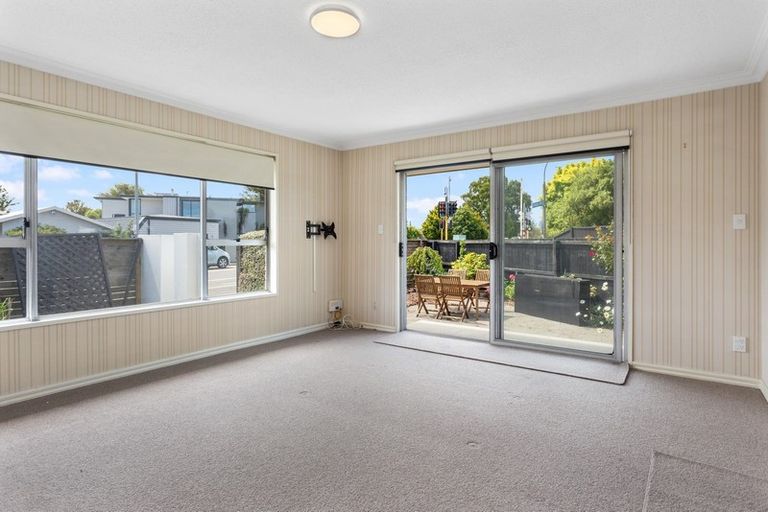 Photo of property in 1/120 Blighs Road, Strowan, Christchurch, 8052