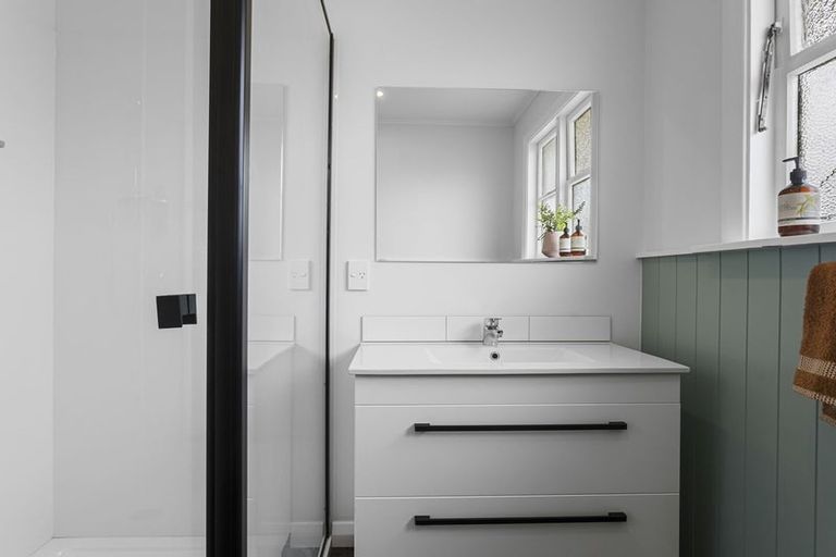 Photo of property in 99 Pages Road, Wainoni, Christchurch, 8061