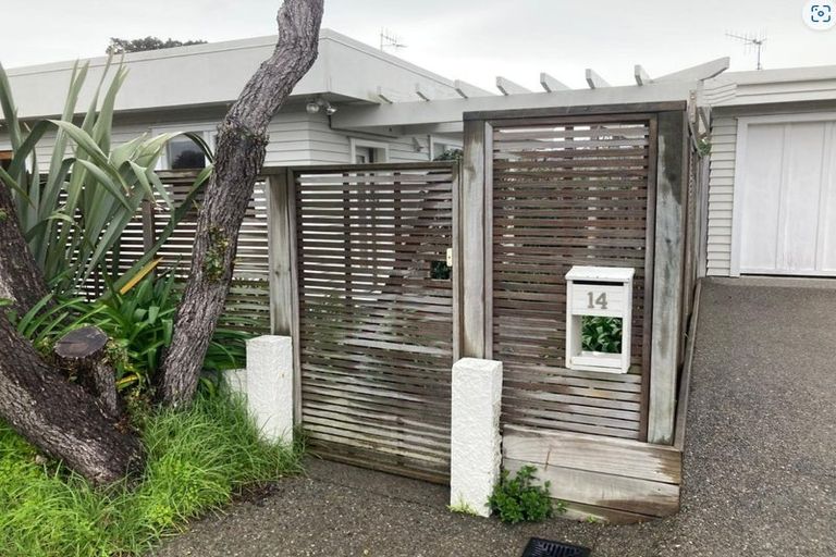 Photo of property in 14 Toru Road, Paraparaumu Beach, Paraparaumu, 5032