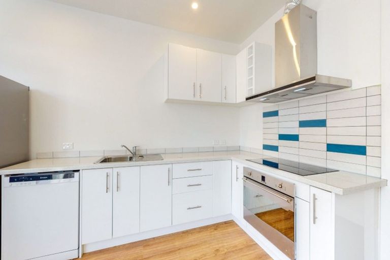 Photo of property in 18 Waipapa Terrace, Hataitai, Wellington, 6021