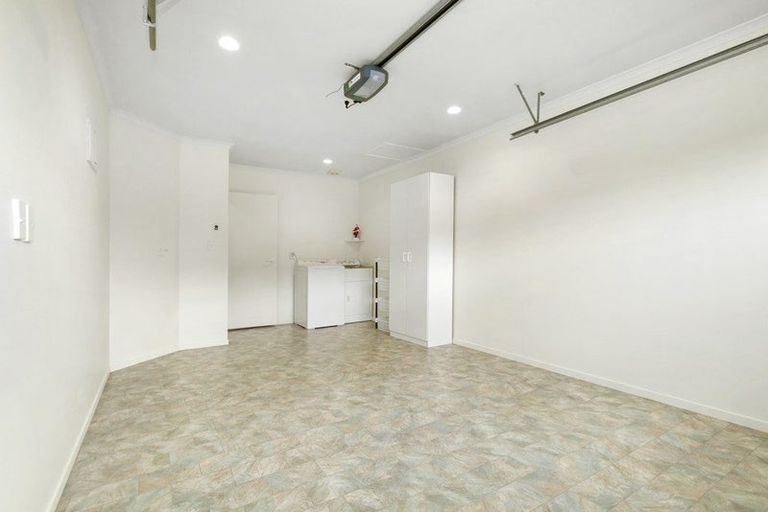 Photo of property in Redwood Village, 67/42 Main Road, Tawa, Wellington, 5028