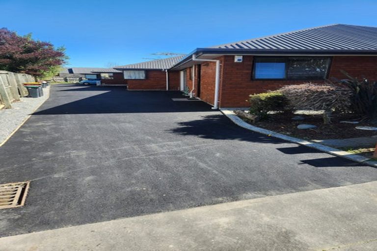 Photo of property in 1/35 Division Street, Riccarton, Christchurch, 8041