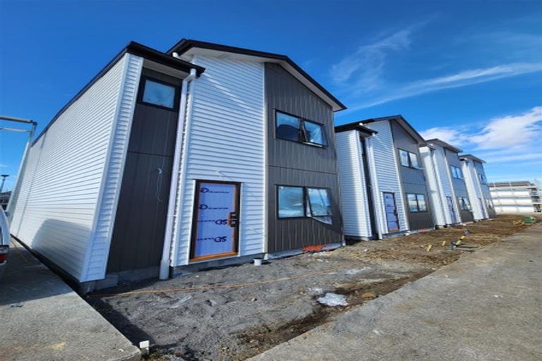 Photo of property in 54 Opoka Street, Papakura, 2110