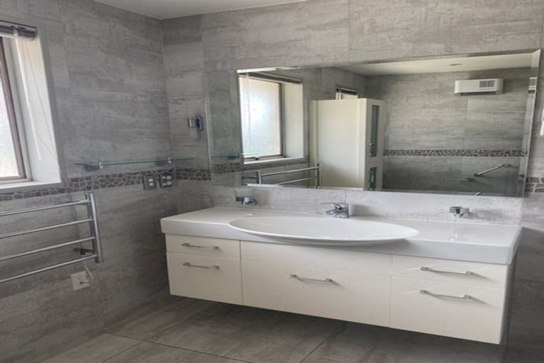 Photo of property in 1/306 Southland Road, Hastings, 4122