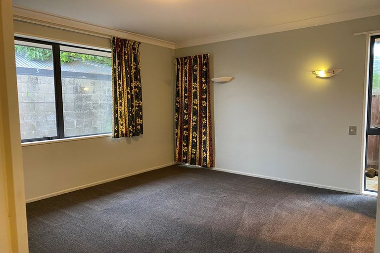 Photo of property in 105a Peverel Street, Riccarton, Christchurch, 8041