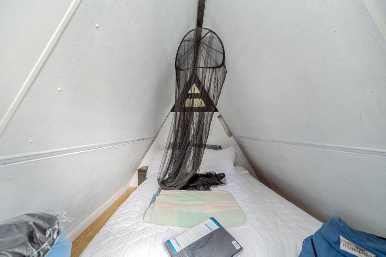 Photo of property in 295 Kopaki Point, Cooks Beach, Whitianga, 3591