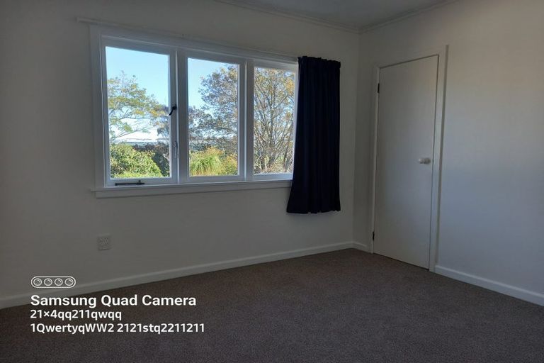 Photo of property in 45 Sylvan Crescent, Te Atatu South, Auckland, 0610