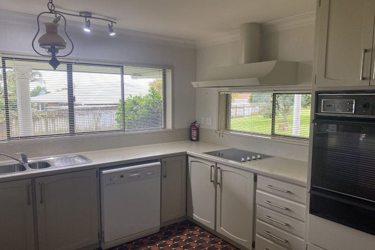 Photo of property in 5 Orange Lane, Bethlehem, Tauranga, 3110