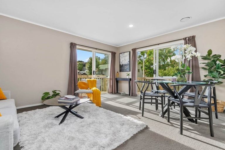 Photo of property in 49a Vincent Street, Howick, Auckland, 2014