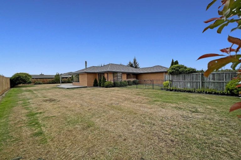 Photo of property in 2/1132 West Coast Road, West Melton, Christchurch, 7676