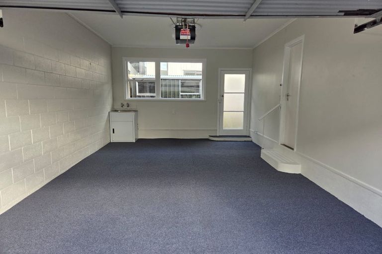 Photo of property in 1/59 The Boulevard, Sunnyhills, Auckland, 2010