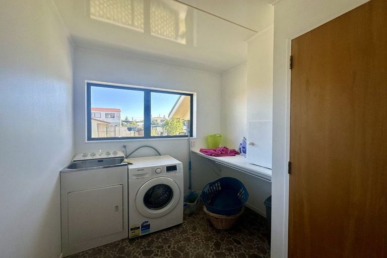 Photo of property in 43 Ohiwa Parade, Ohope, 3121