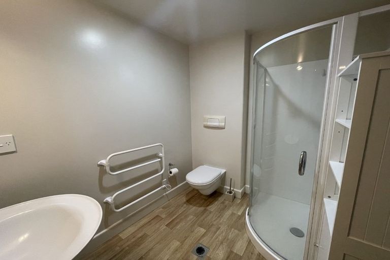 Photo of property in Shelley Bay Terraces, 12/61 Maupuia Road, Maupuia, Wellington, 6022