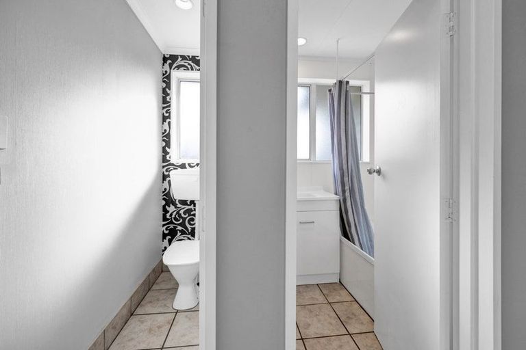 Photo of property in 35 Fantham Street, Hawera, 4610