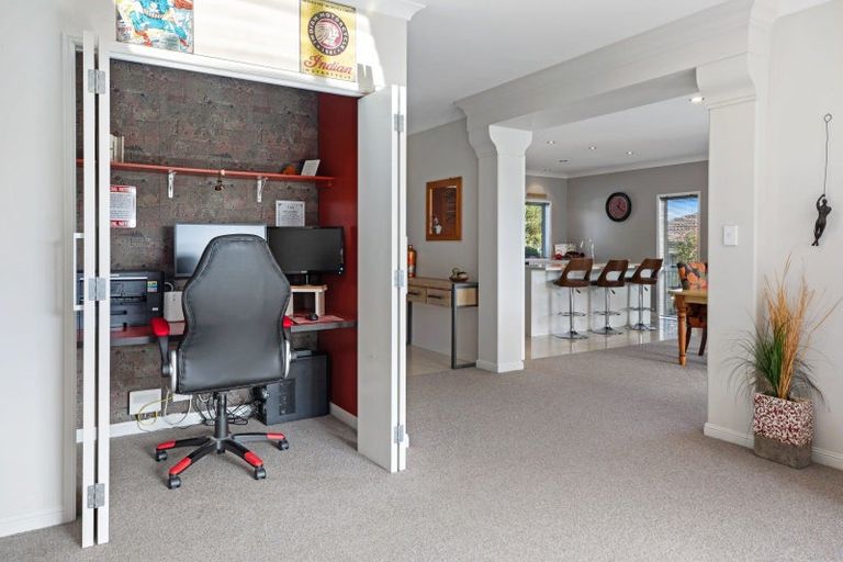 Photo of property in 9 Bellbird Rise, Pyes Pa, Tauranga, 3112