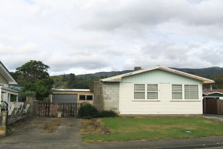 Photo of property in 25 Mountbatten Grove, Clouston Park, Upper Hutt, 5018