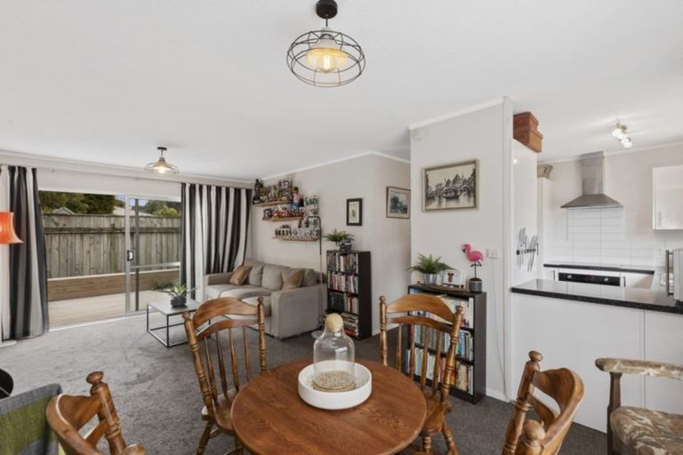 Photo of property in 1/7 Brook Street, Waiwhetu, Lower Hutt, 5010