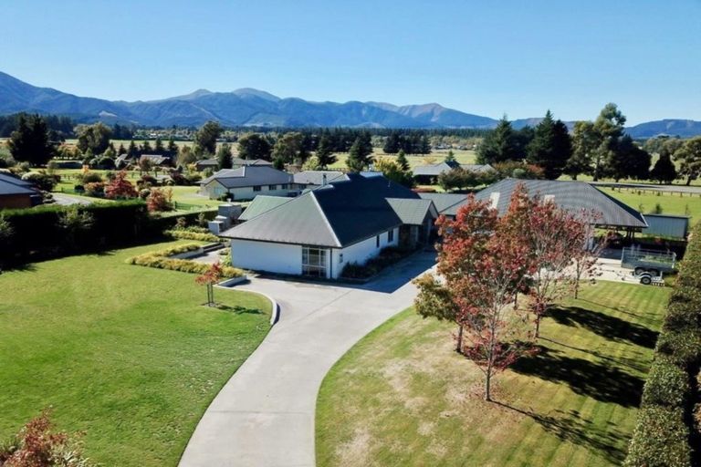 Photo of property in 6 Woodbank Road, Hanmer Springs, 7334