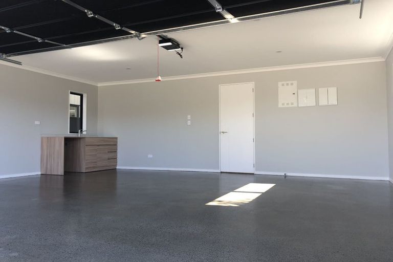 Photo of property in 44a Merani Street, Belmont, Auckland, 0622