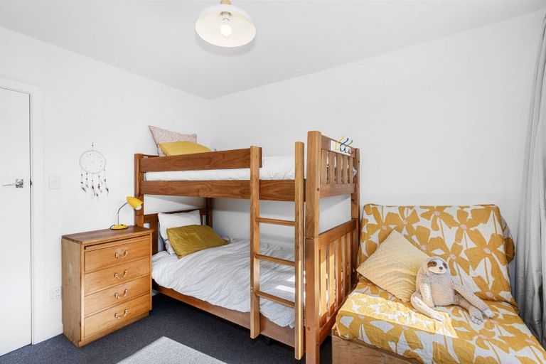 Photo of property in 68 Kennedys Bush Road, Halswell, Christchurch, 8025