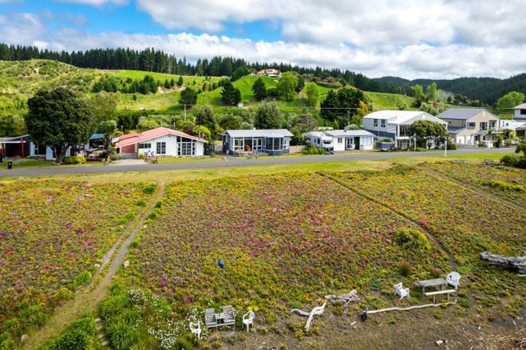Photo of property in 242 Whirinaki Road, Eskdale, Napier, 4182
