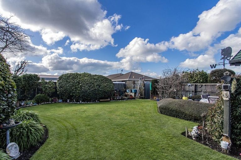 Photo of property in 16 Matthews Street, Kaiapoi, 7630