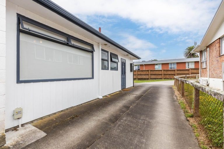 Photo of property in 15a Naumai Place, Spotswood, New Plymouth, 4310