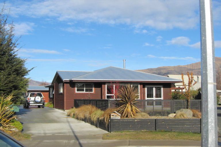 Photo of property in 17 Achilles Place, Wanaka, 9305