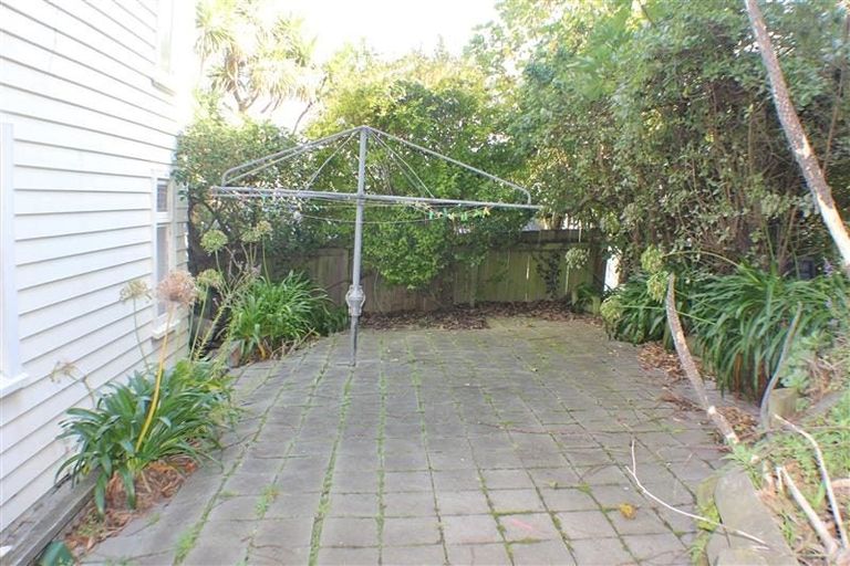 Photo of property in 107 Elizabeth Street, Mount Victoria, Wellington, 6011