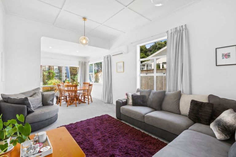 Photo of property in 6d Burns Street, Westown, New Plymouth, 4310