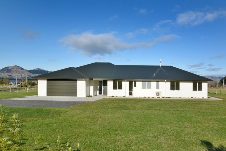 Photo of property in 242 Tirohanga Road, North Taieri, Mosgiel, 9092