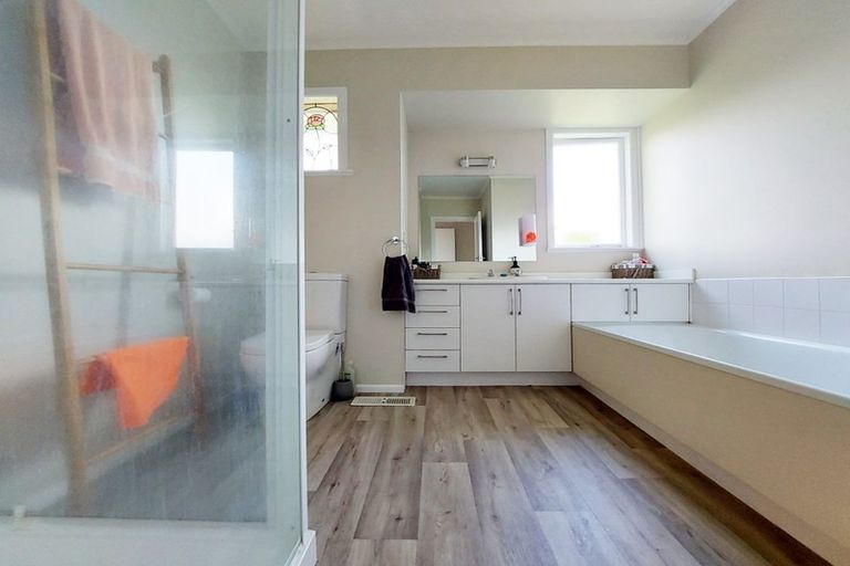 Photo of property in 20 Duncan Road, St Andrews, Hamilton, 3200