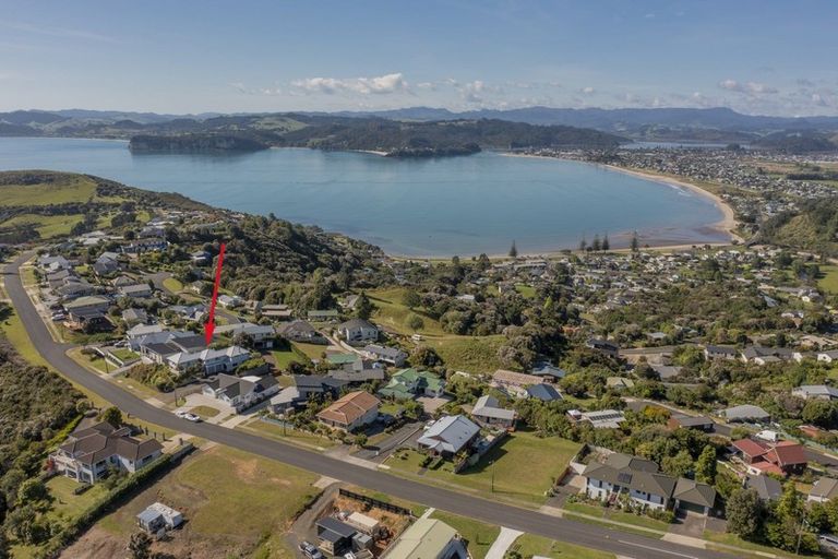 Photo of property in 111 Centennial Drive, Whitianga, 3510