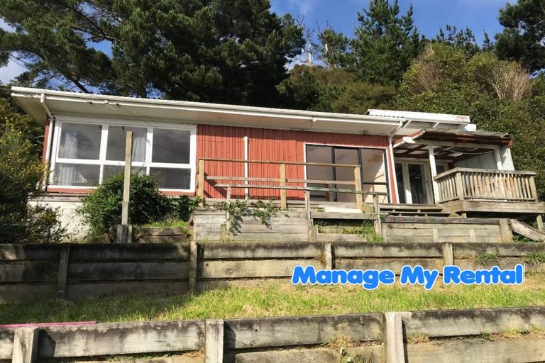 Photo of property in 119 Wainuiomata Road, Wainuiomata, Lower Hutt, 5014