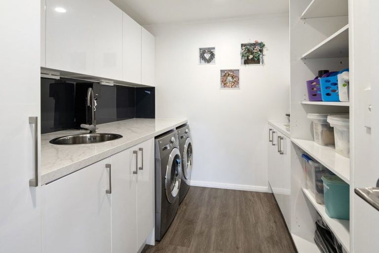 Photo of property in 68 Moana View Road, Waikawa, Picton, 7220