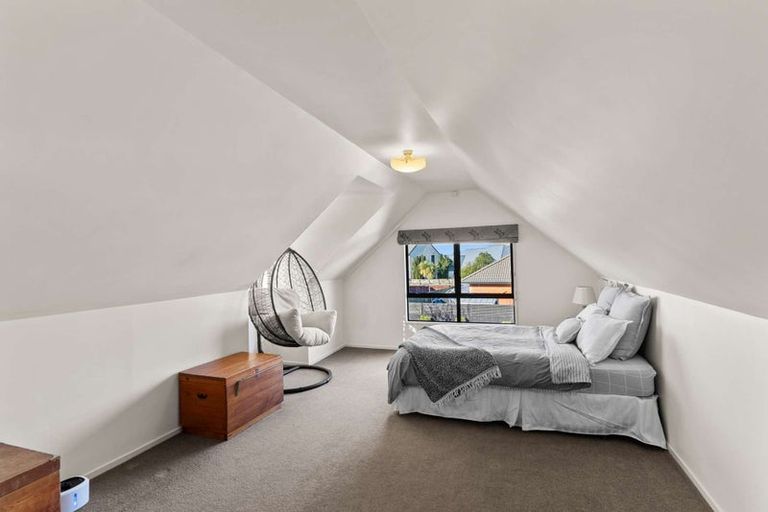 Photo of property in 5 Jacaranda Place, Parklands, Christchurch, 8083