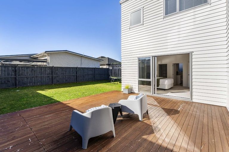 Photo of property in 17 Exmoor Road, Karaka, Papakura, 2113