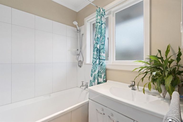 Photo of property in 68 Twyford Street, Bishopdale, Christchurch, 8053