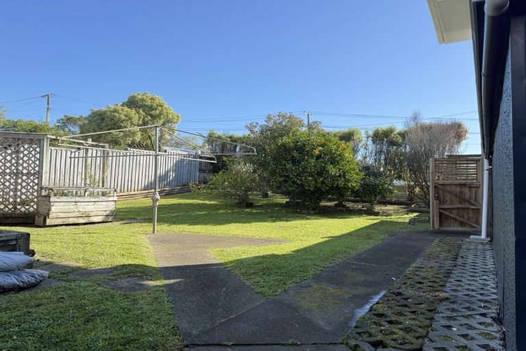 Photo of property in 34 Levesque Street, Birkdale, Auckland, 0626