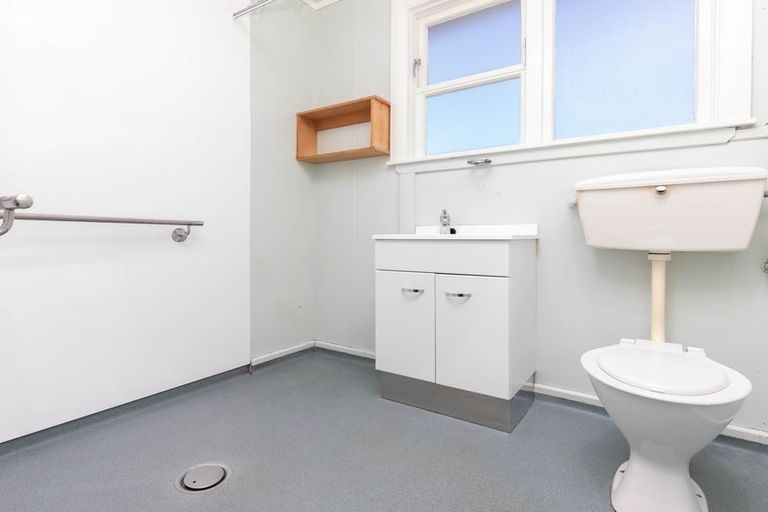 Photo of property in 3 Main Rd Ngakawau, Ngakawau, 7824