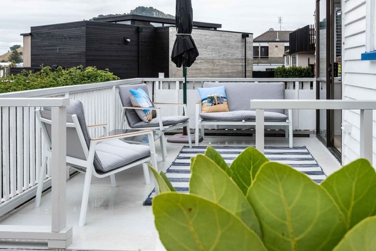 Photo of property in 20 Oceanview Road, Mount Maunganui, 3116