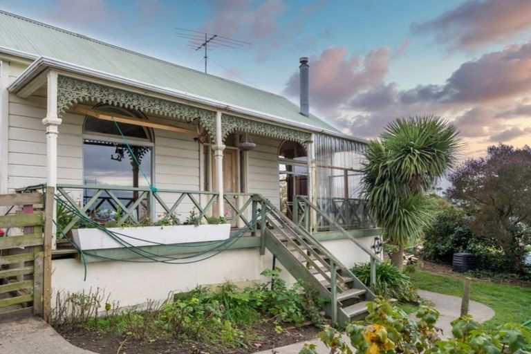 Photo of property in 11 Henderson Street, Mornington, Dunedin, 9011